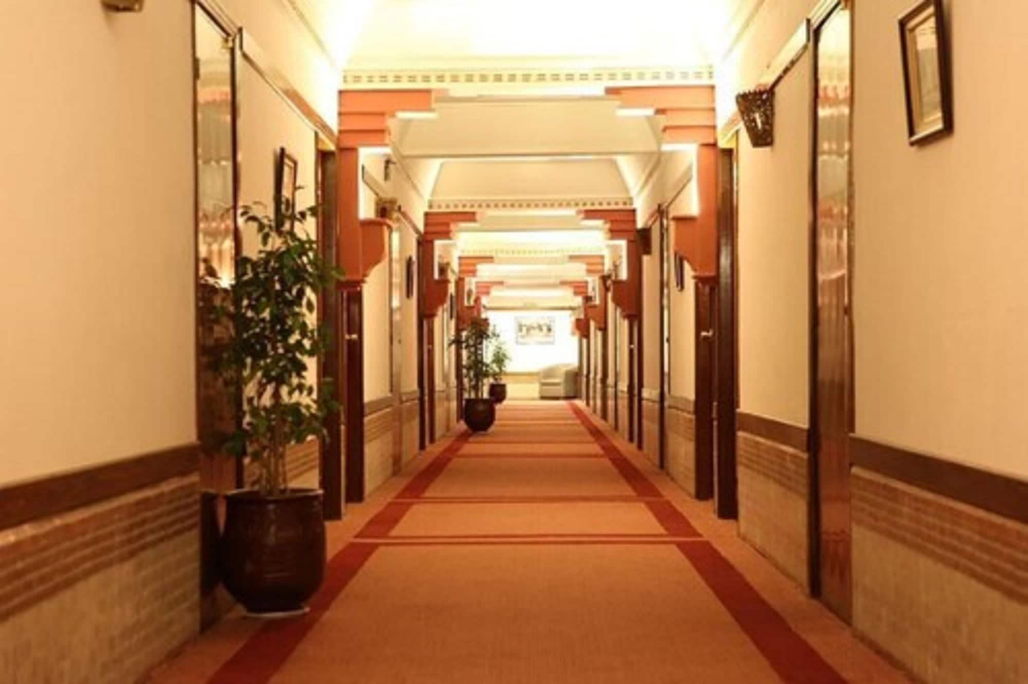Hotel Transatlantique Meknès Esterno foto