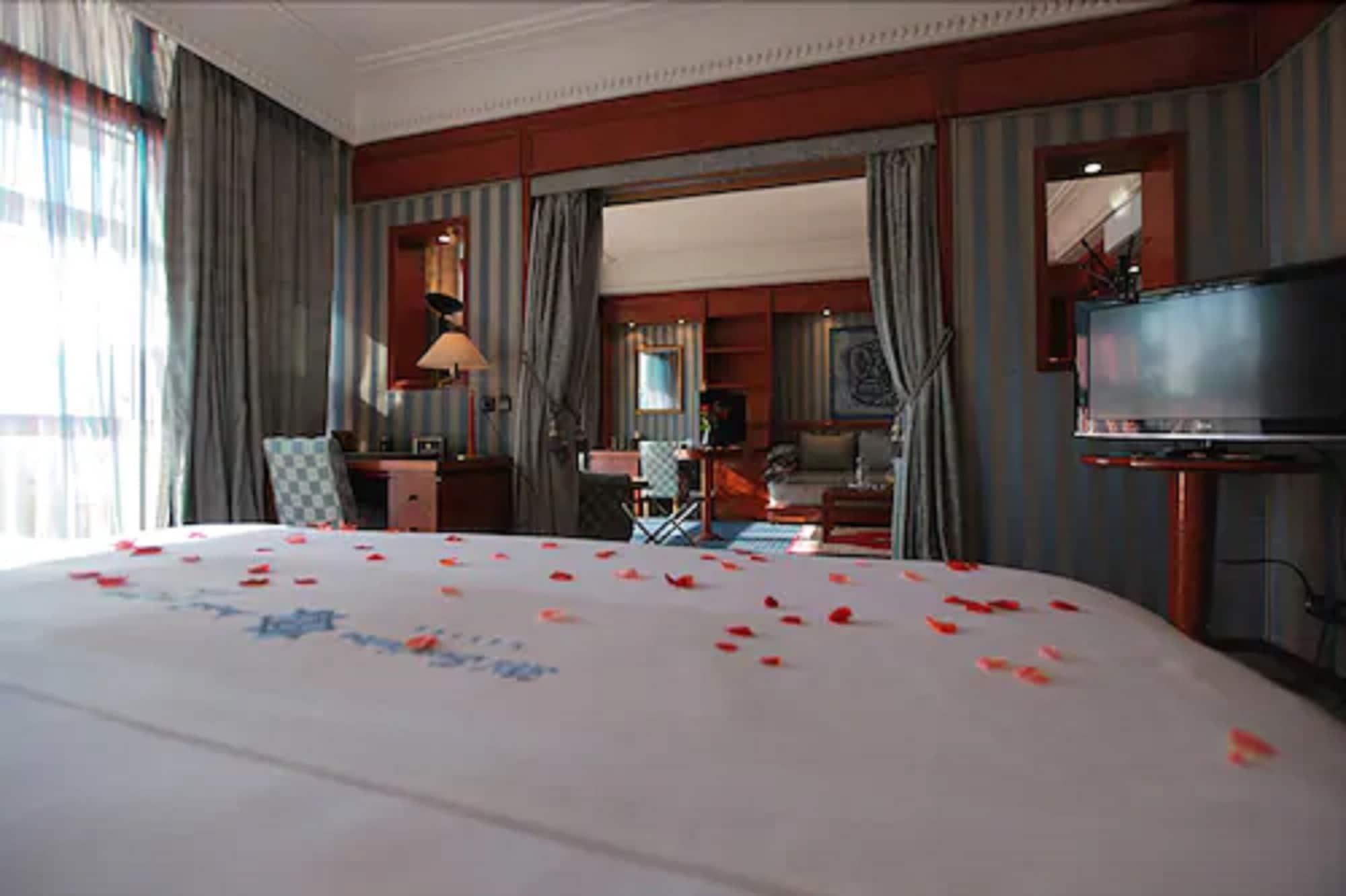 Hotel Transatlantique Meknès Esterno foto