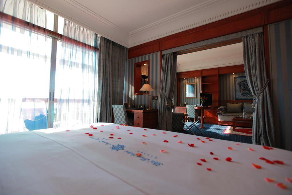 Hotel Transatlantique Meknès Esterno foto