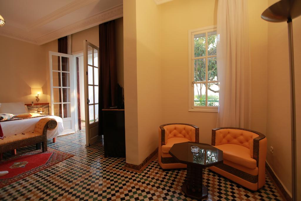 Hotel Transatlantique Meknès Esterno foto