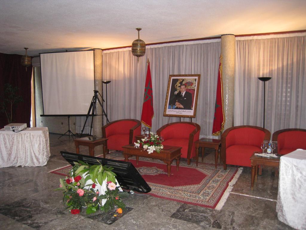Hotel Transatlantique Meknès Esterno foto