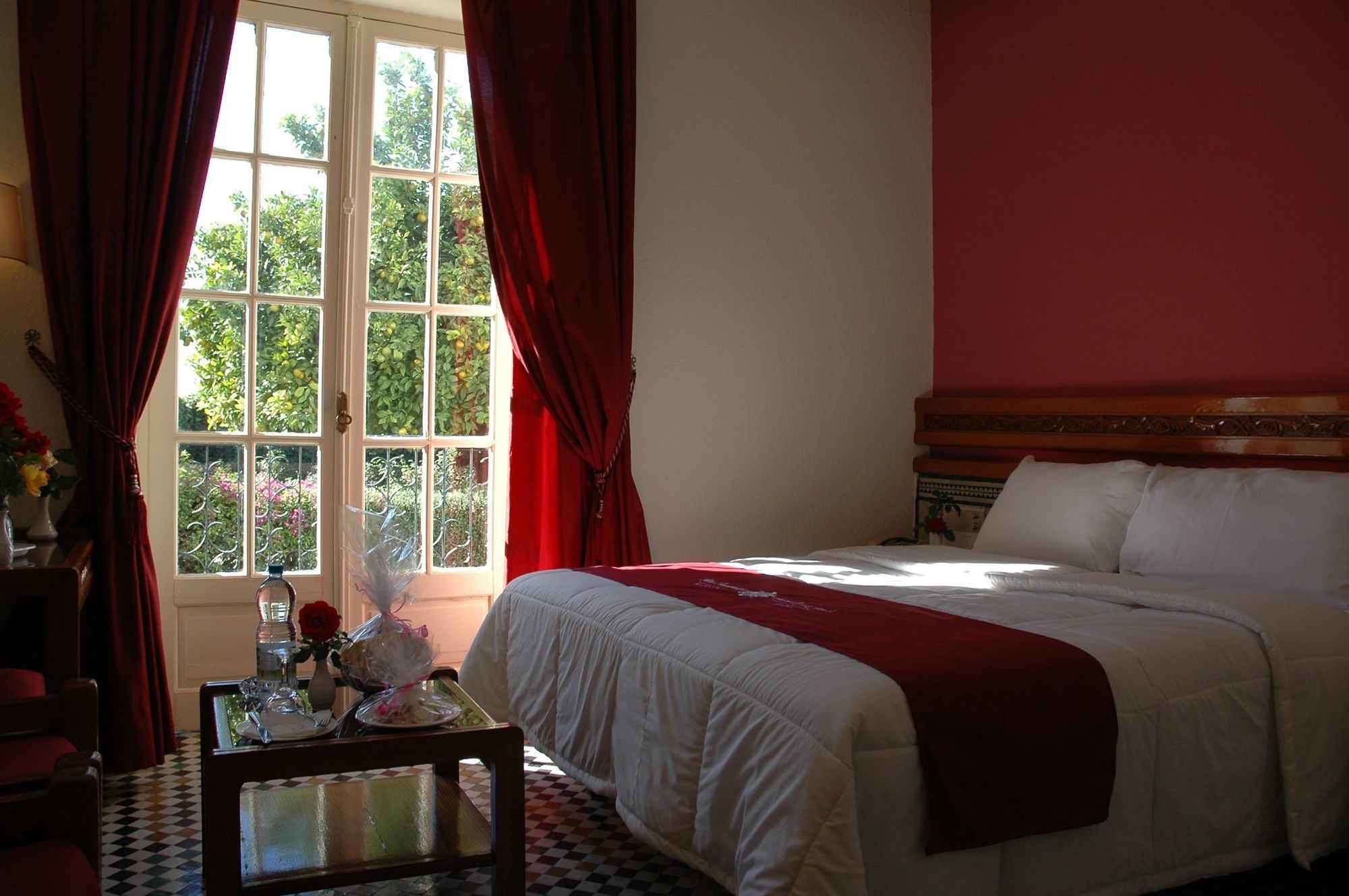 Hotel Transatlantique Meknès Esterno foto